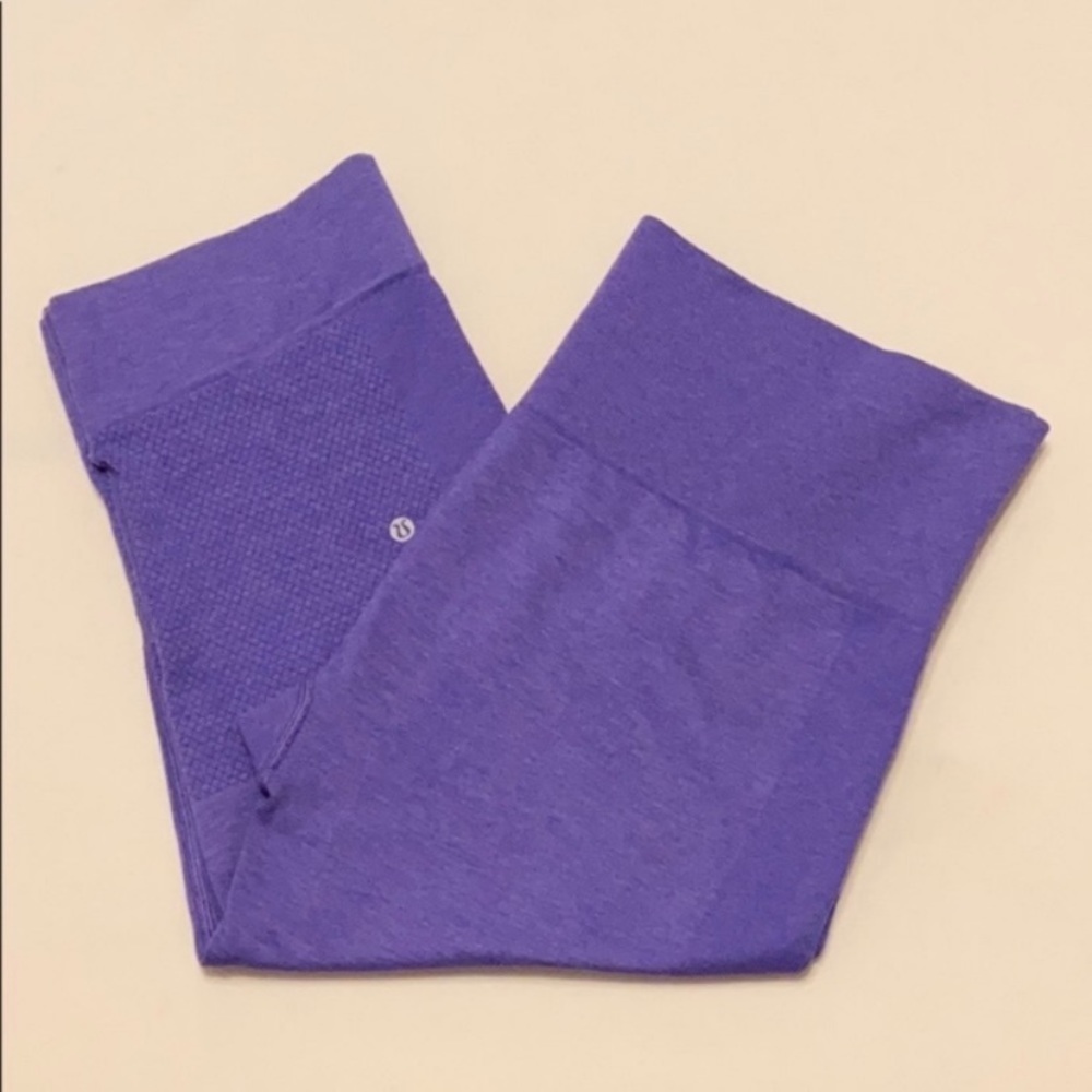 Lululemon Iris Seamlessly Street Crop Leggings